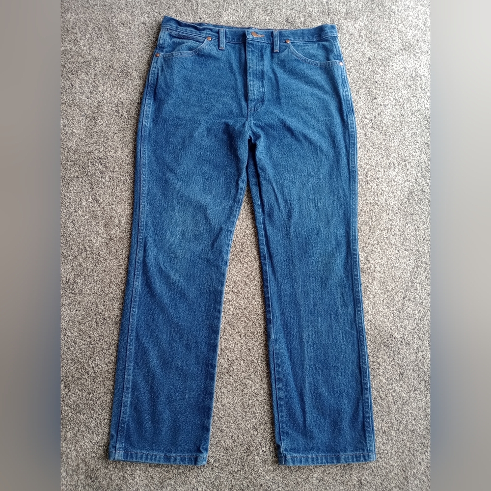 Classic Wrangler Slim Fit Cowboy Cut 36 X 32